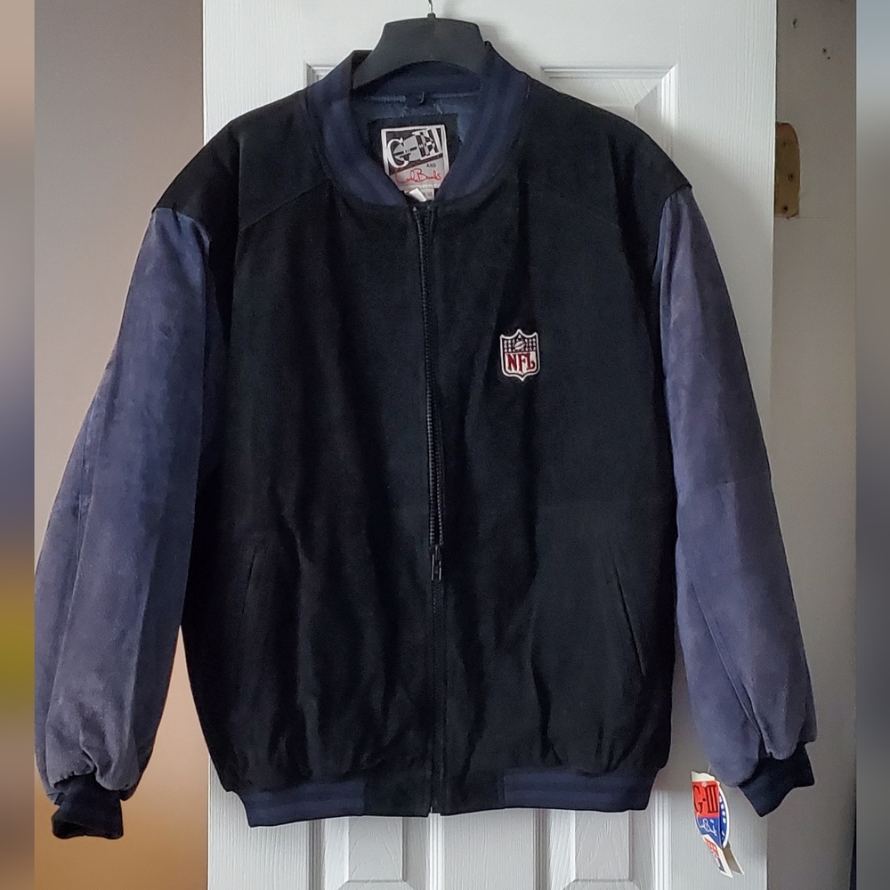 Make An Offer!  NFL Officially Licensed G-III & Carl Banks suede jacket. NWT